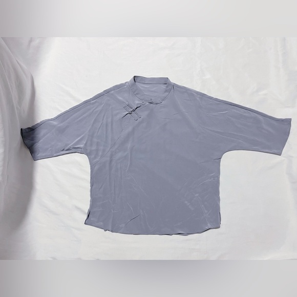 3/4 Sleeve 100% Silk Blouse - Picture 2 of 10